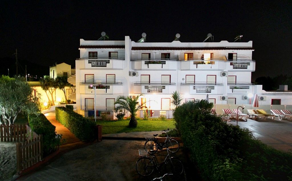 Sandy'S Studios Apartments & Log-Villas İstanköy Dış mekan fotoğraf